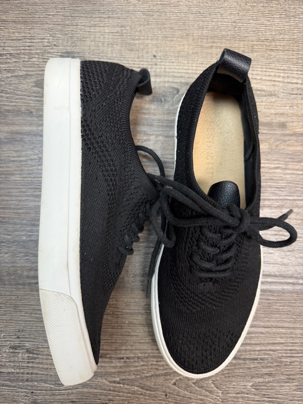 Restricted Black Knit Lace Up Sneaker Shoe Size 7.5
